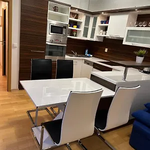 Apartmán Spacilova Nearly Center, Komarov